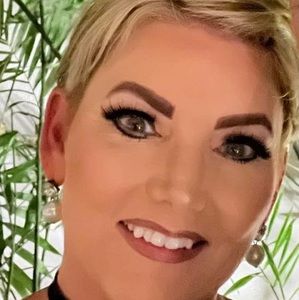 Meet your Posher, Sonya